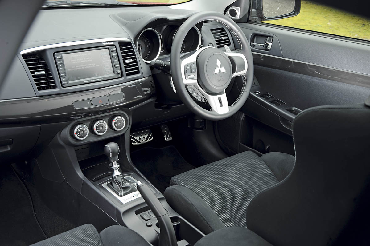 S3 cockpit