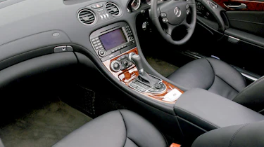 Mercedes SL500 interior
