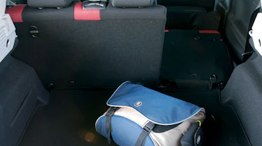 Peugeot 207 S load space
