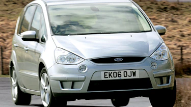 Front view of Ford S-MAX