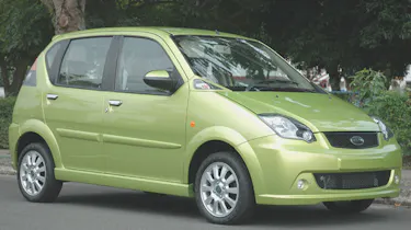 Side view of Naza Sutera