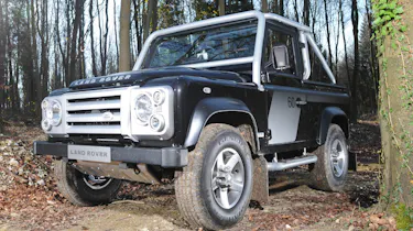 Land Rover Defender SVX