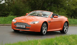 Aston Martin V8 Vantage