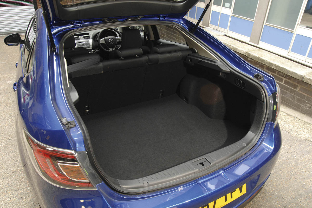 Mazda 6 boot