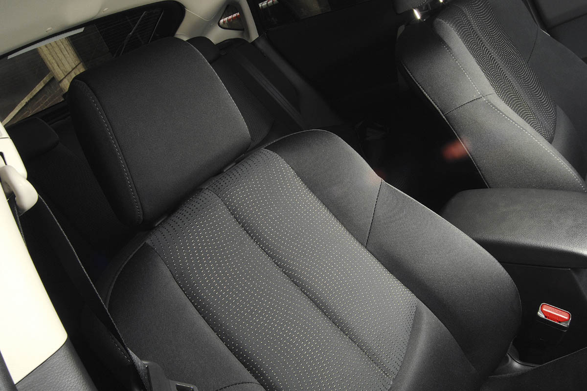 Mazda 6 seat