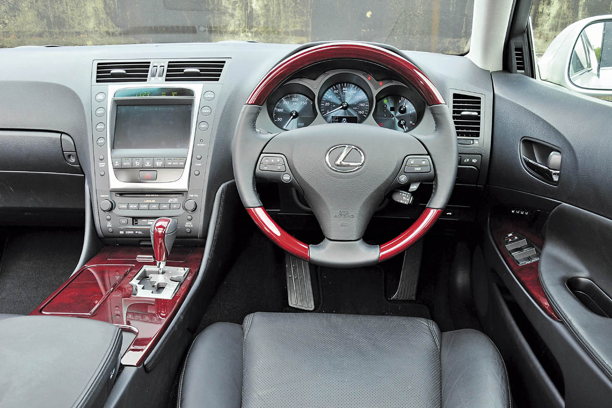 Lexus hybrid