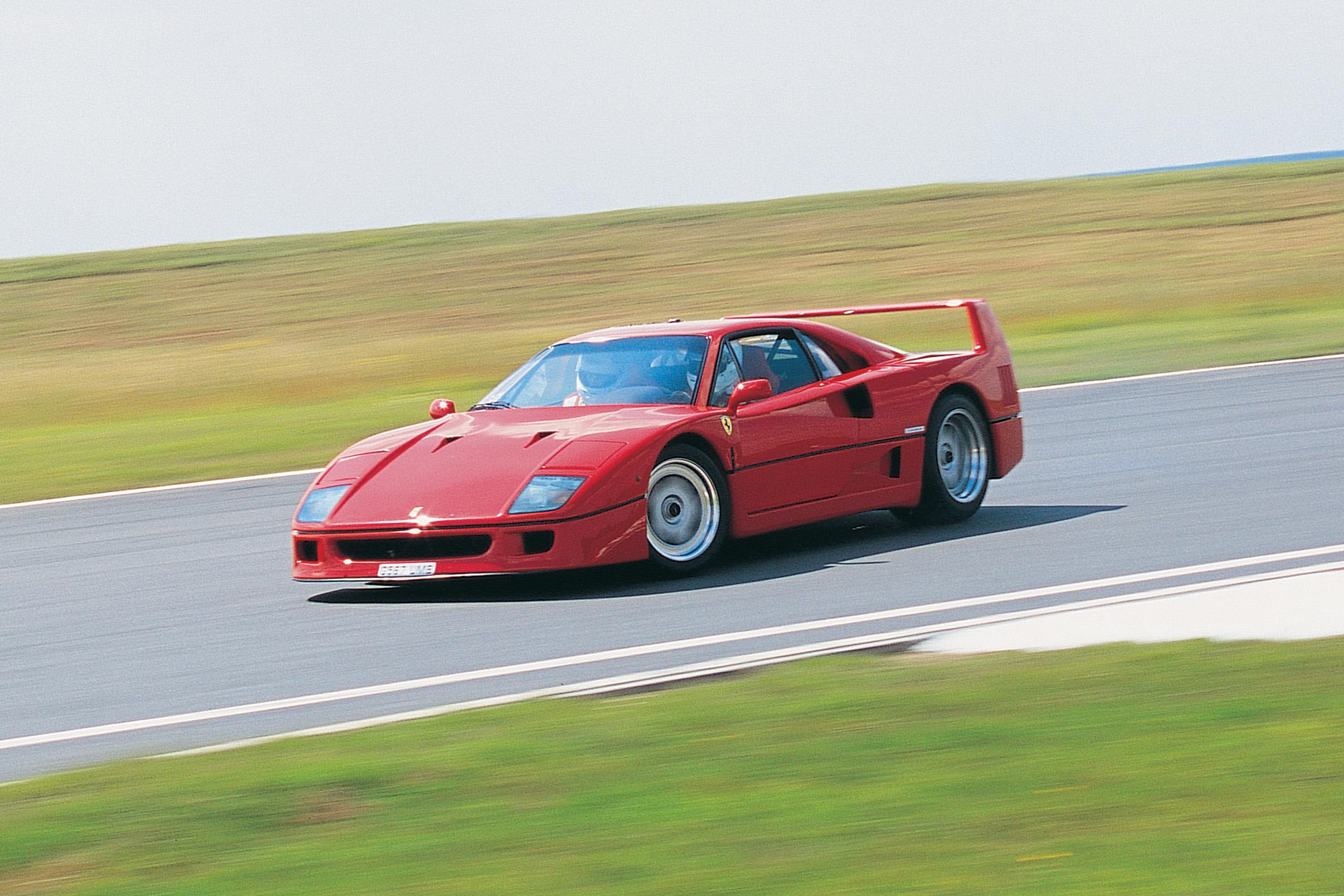 F40