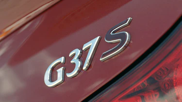 Infiniti G37