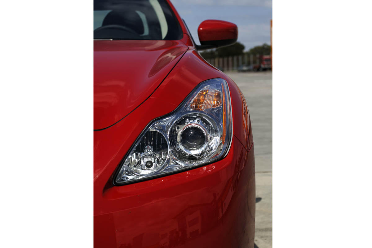 Infiniti G37
