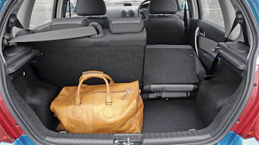 Aveo boot