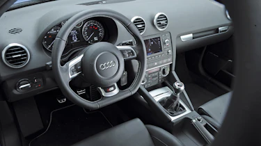 S3 dash