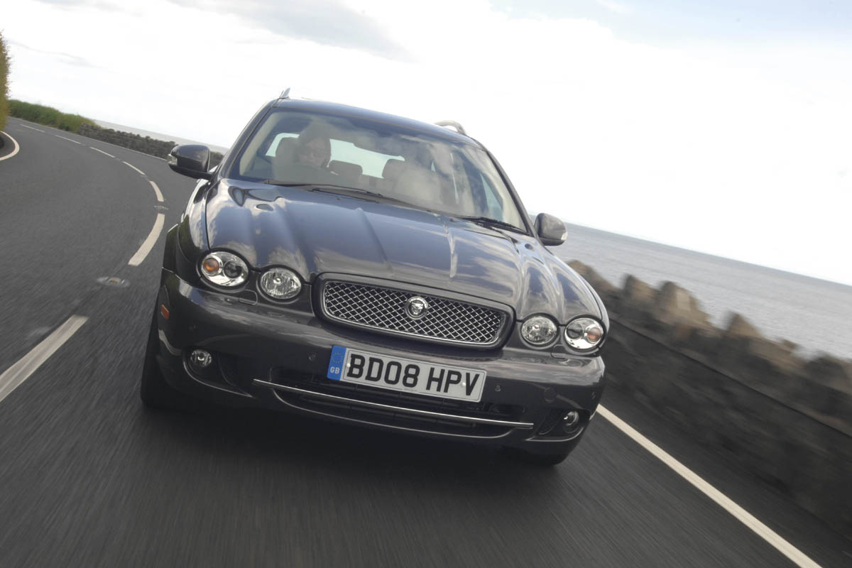 Jaguar X-Type