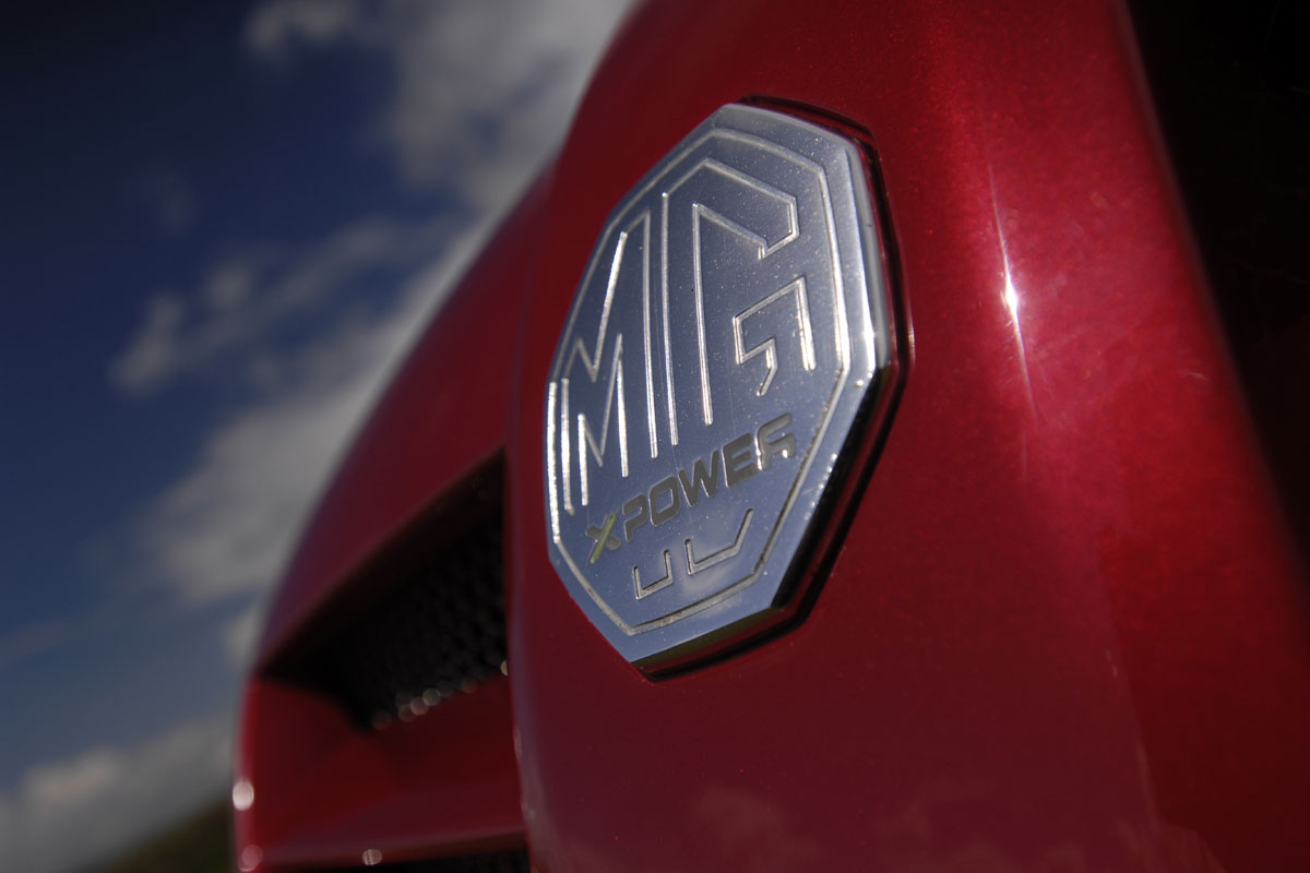 MG X SV-Rlogo