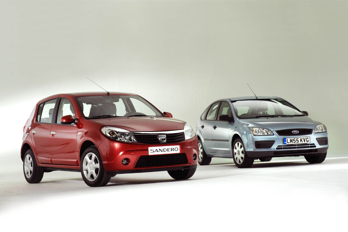 Dacia Sandero vs Ford Focus