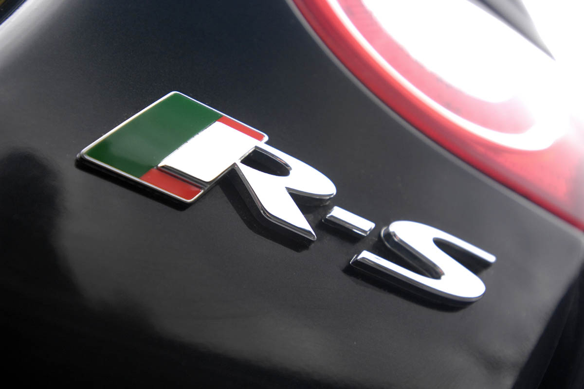Jaguar XKR-S
