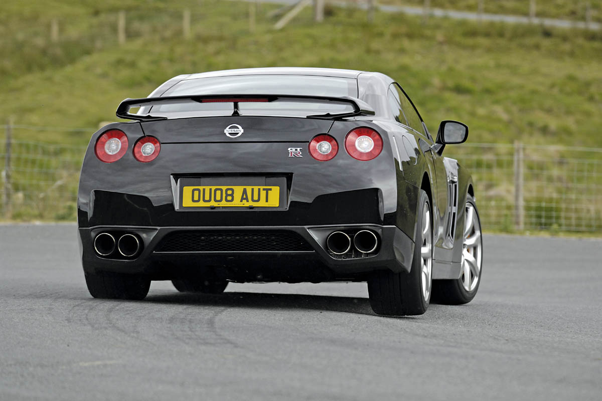 GT-R rear