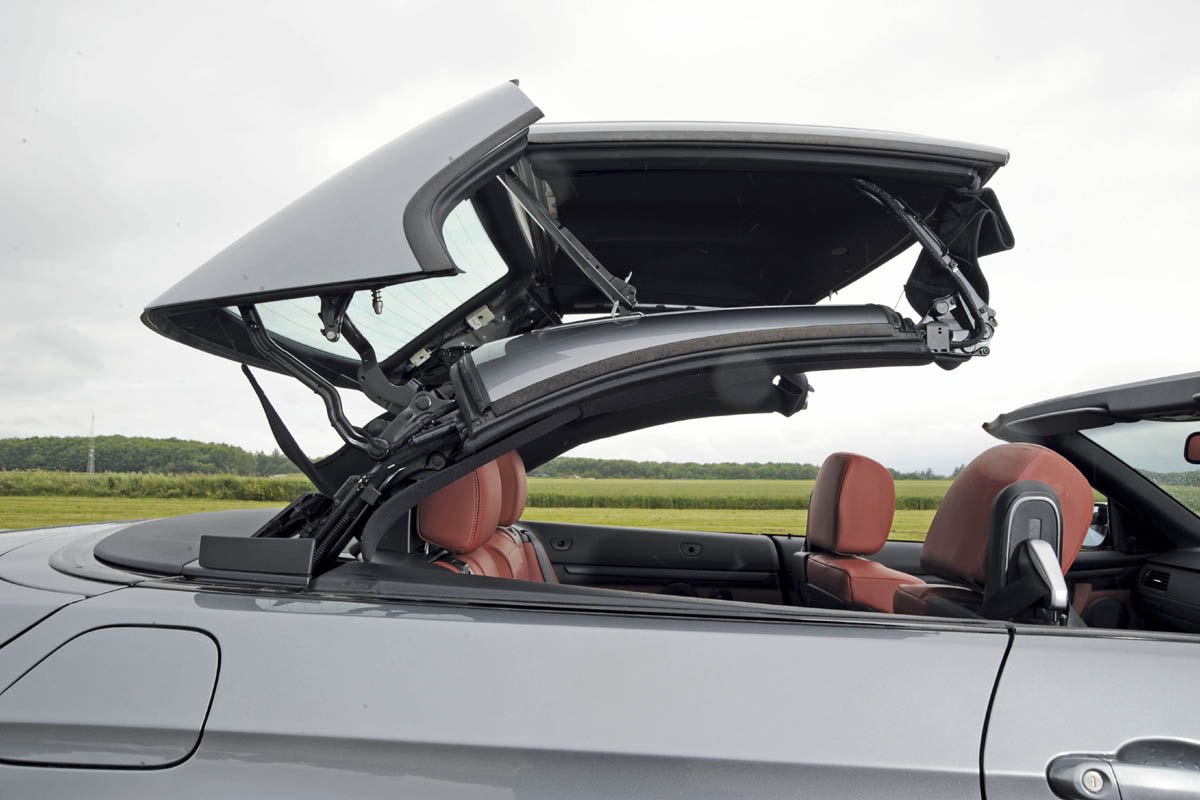 Conv roof