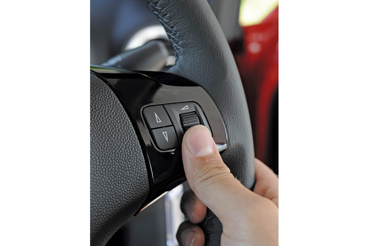 Corsa buttons
