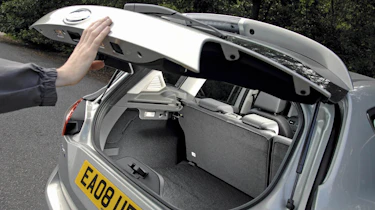 Kuga door