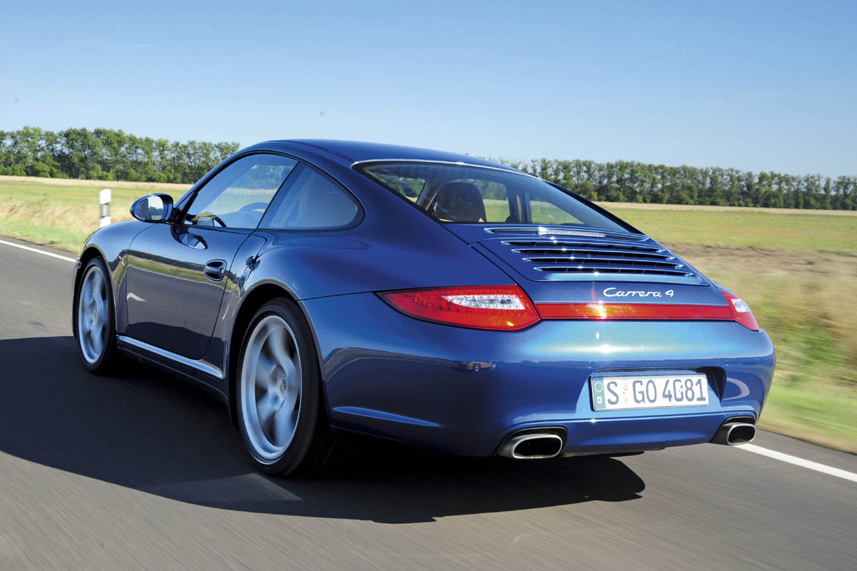 Carrera rear