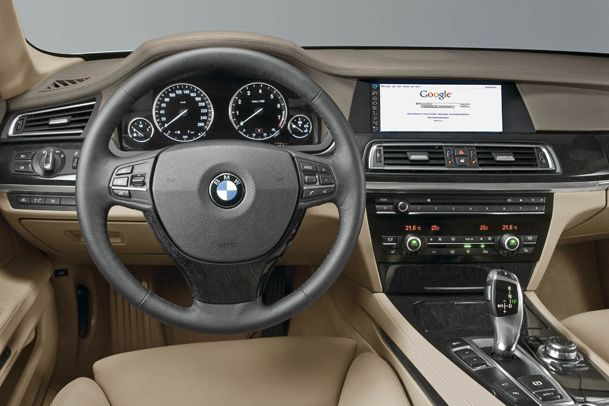 750i dash