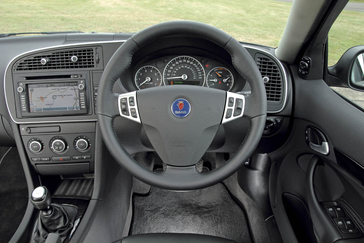 Saab dash