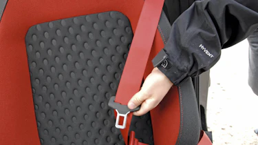 SRi seat