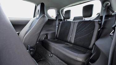 iQ rear seats