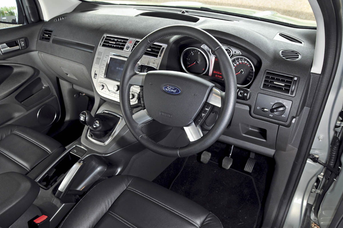 Kuga cabin