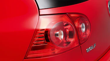 Rear lamps