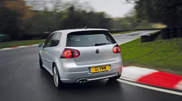 VW Golf GTI Pirelli