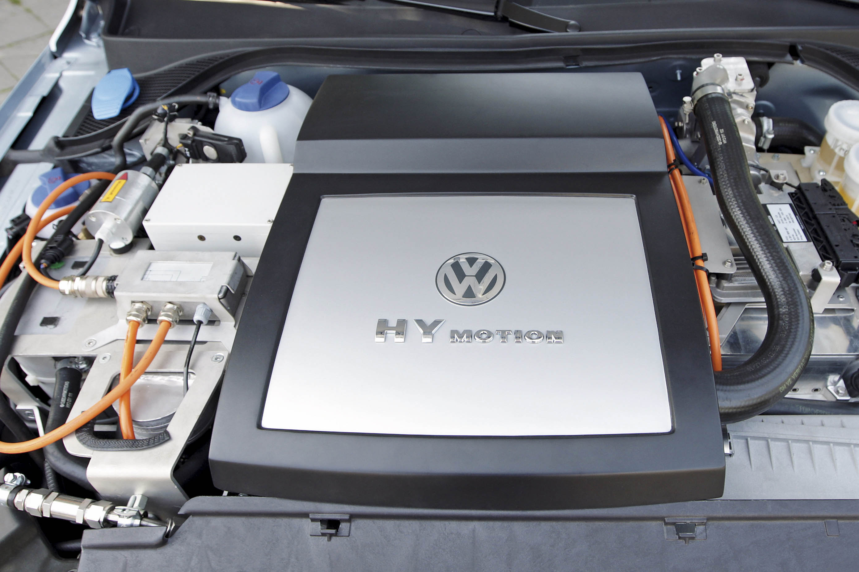 VW Touran Hymotion