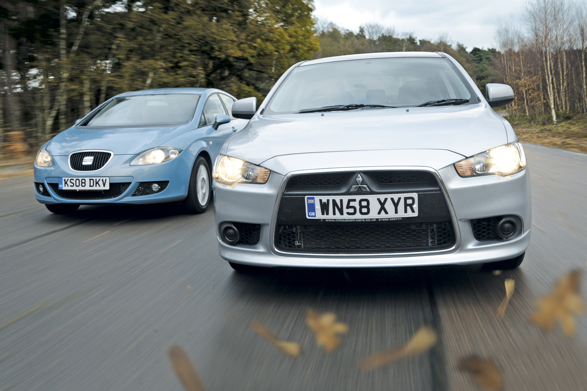 Mitsubishi Lancer vs SEAT Leon