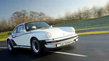 Porsche 911 Turbo Martini
