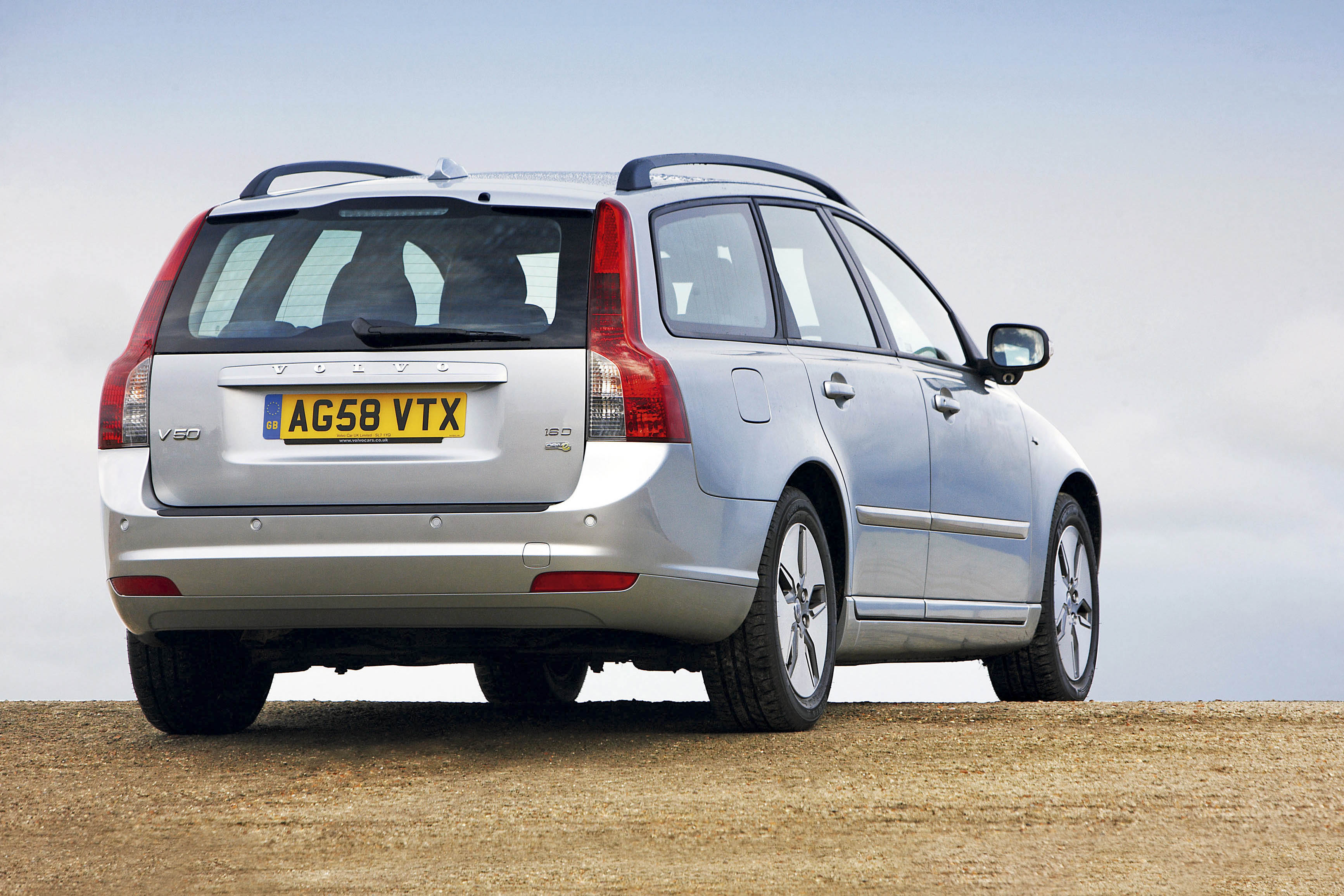 Volvo V50