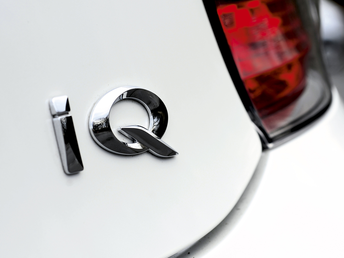 Toyota iQ