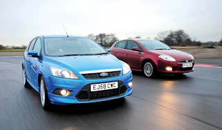 Focus Zetec vs Fiat Bravo