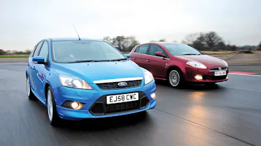 Focus Zetec vs Fiat Bravo