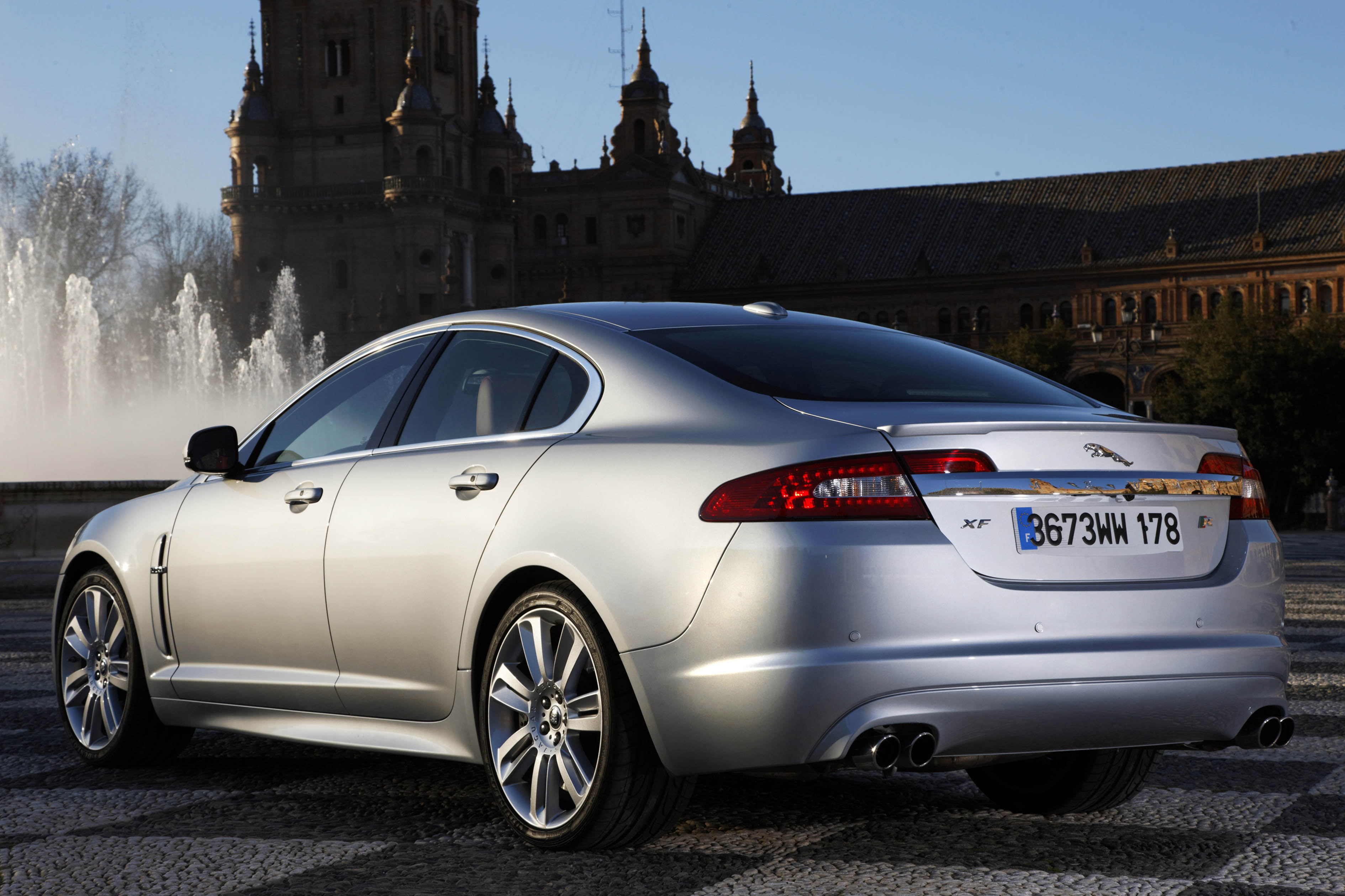 Jaguar XFR