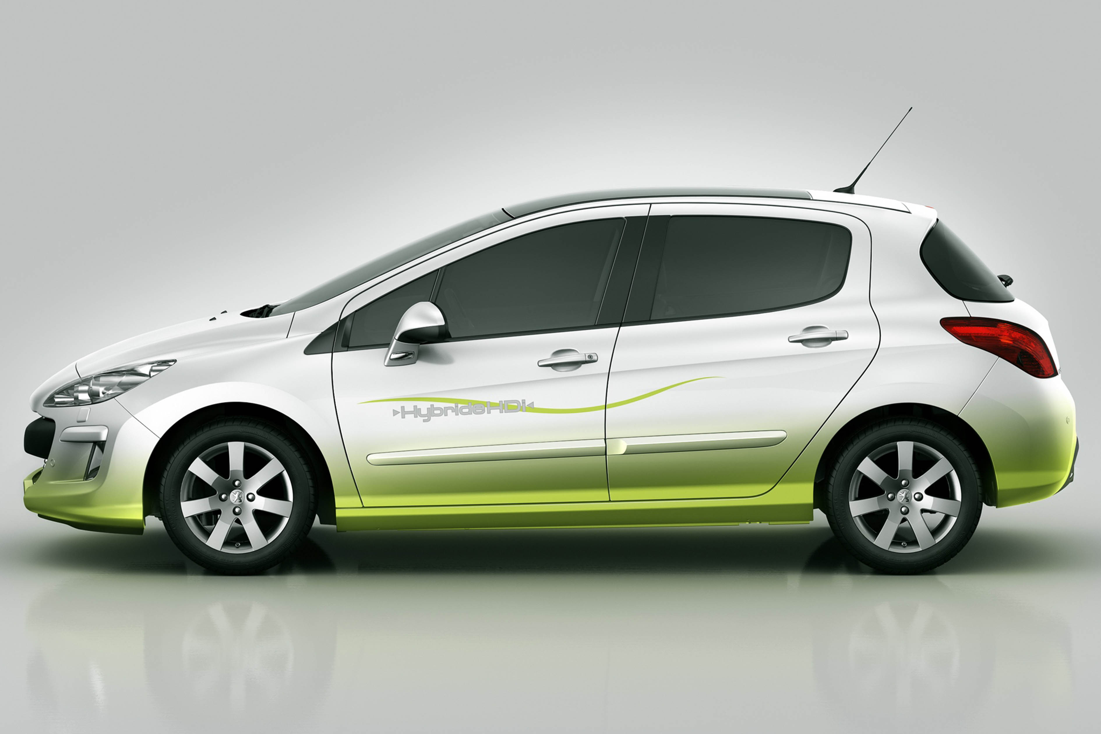 Peugeot 308 hybrid