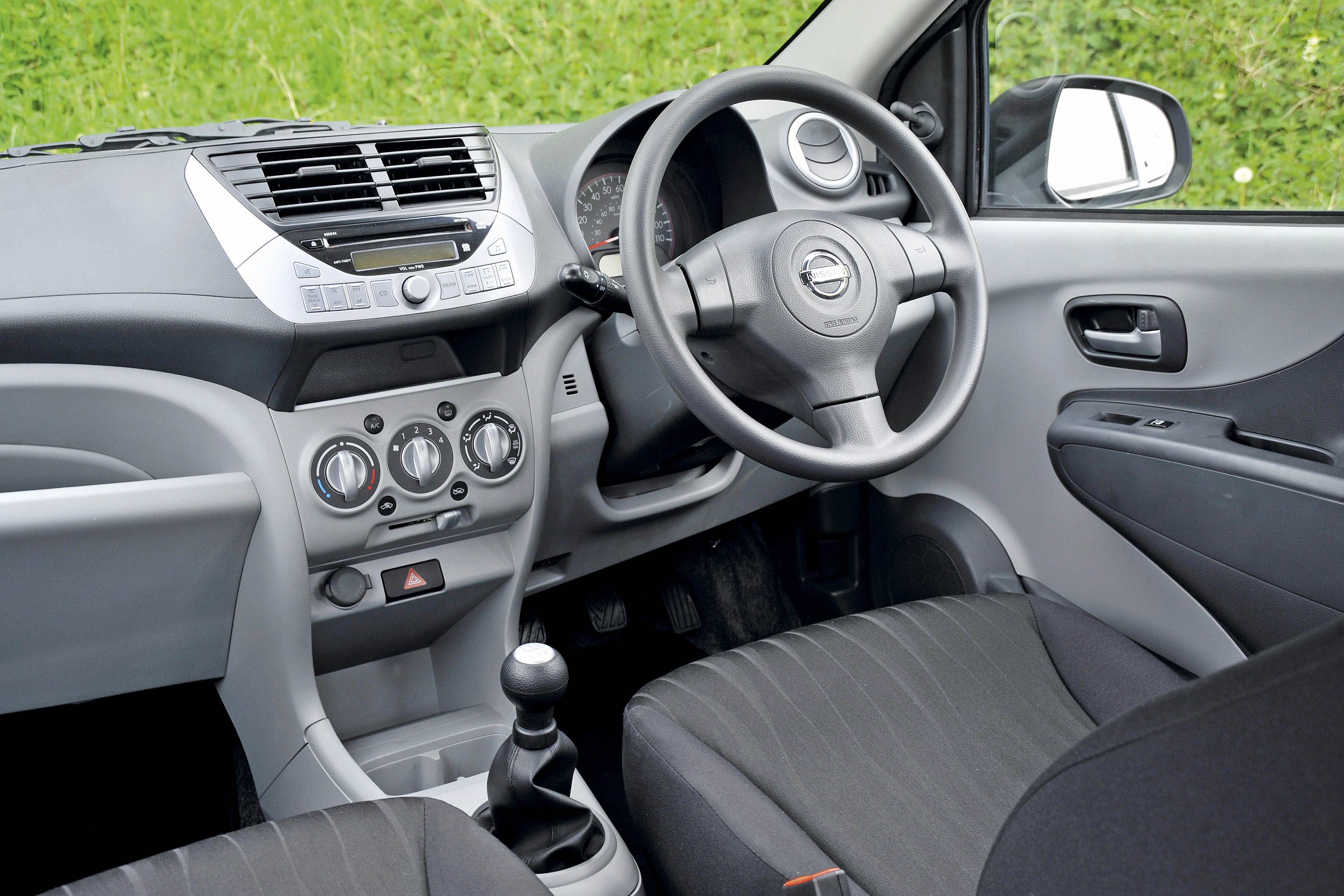Nissan Pixo