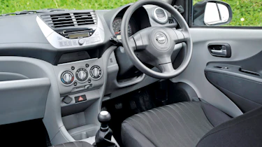 Nissan Pixo