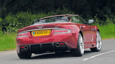 Aston Martin DBS Volante