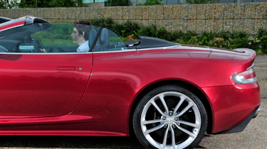 Aston DBS Volante
