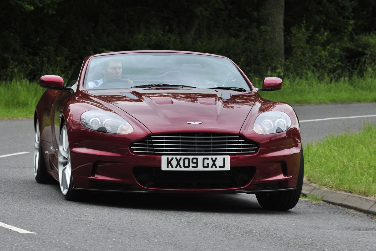 Aston DBS Volante