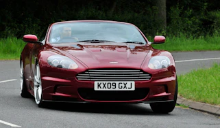Aston DBS Volante