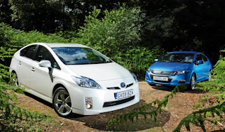 Toyota Prius vs Honda Insight - header