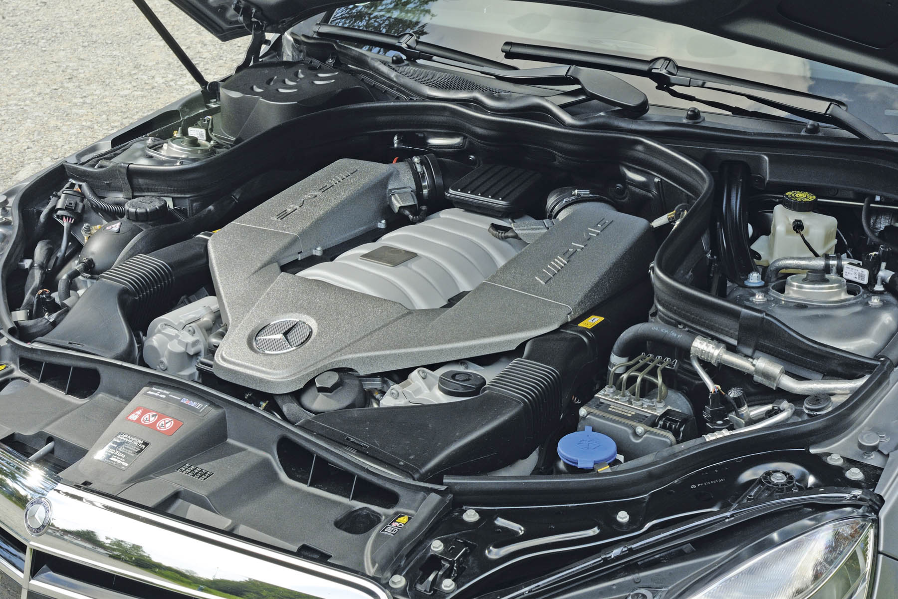 Mercedes E63 AMG
