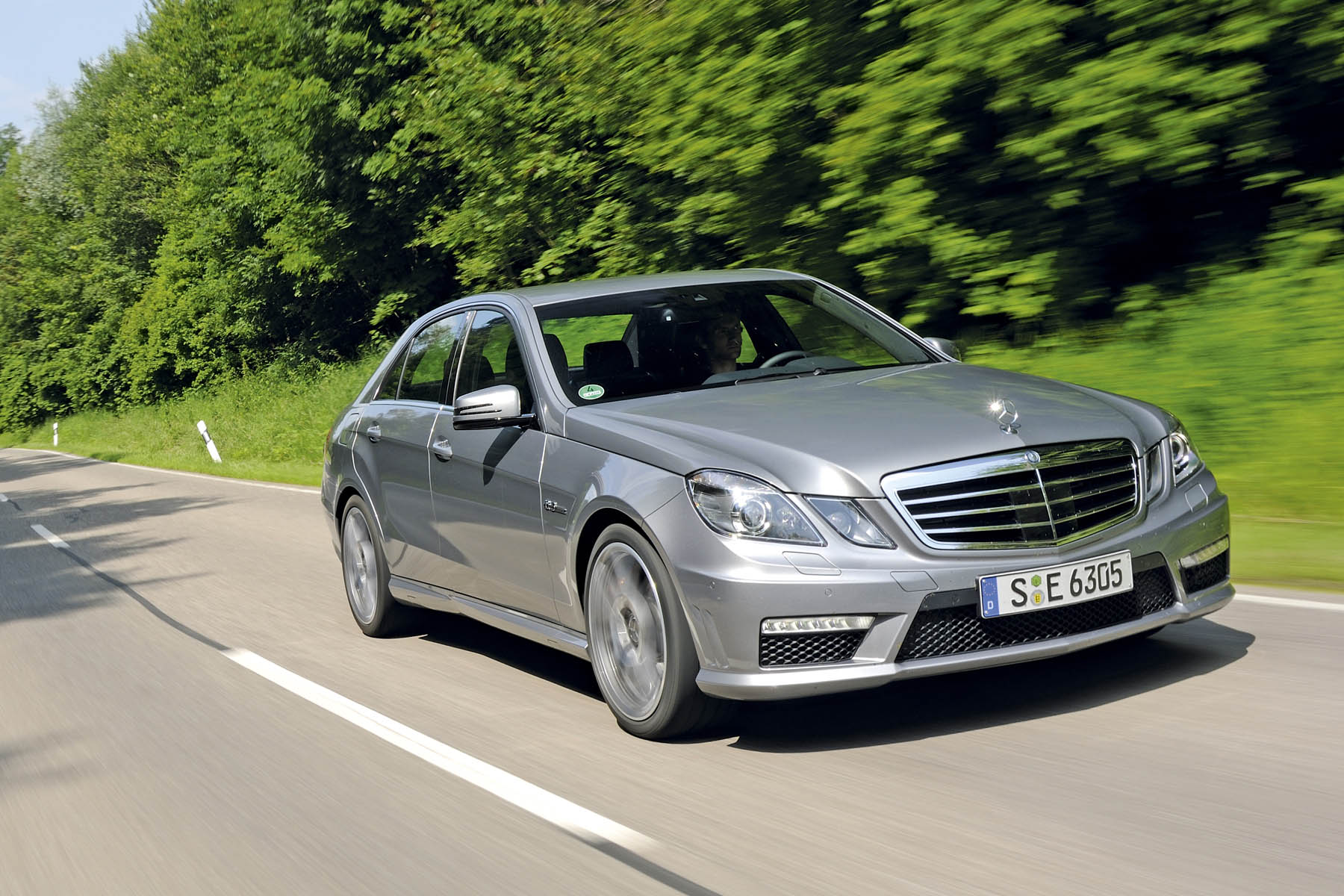 Mercedes E63 AMG