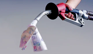 Fuel additives header